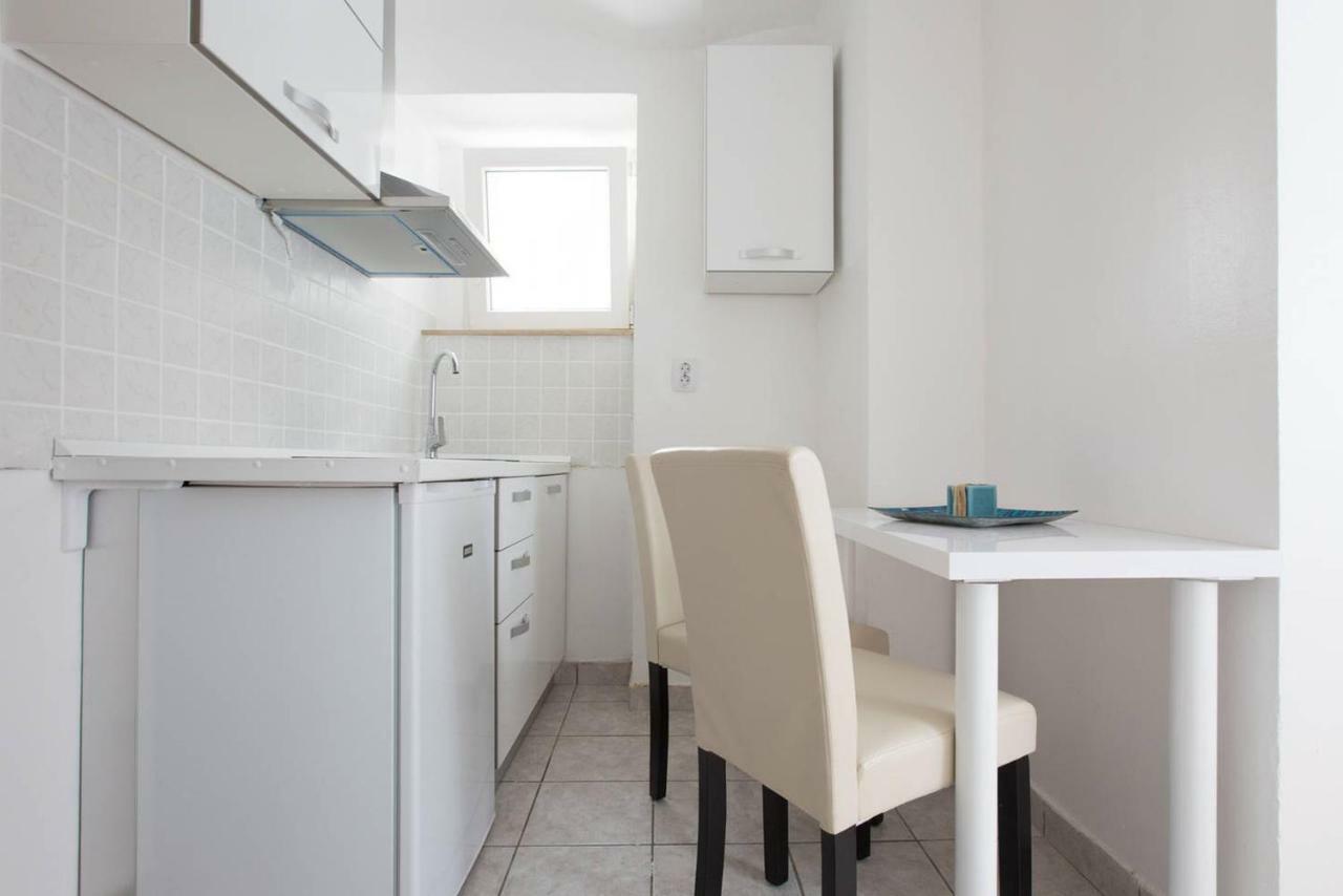 Studio Apartment Ivana Zagreb Bagian luar foto